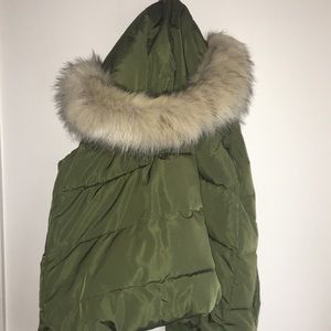Gap Women’s Primaloft Hooded Vest